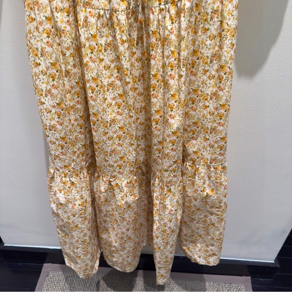 NWT- Significant Other Adele - Rosalie Print Yellow Floral Maxi Dress Size 2 - Picture 5 of 15